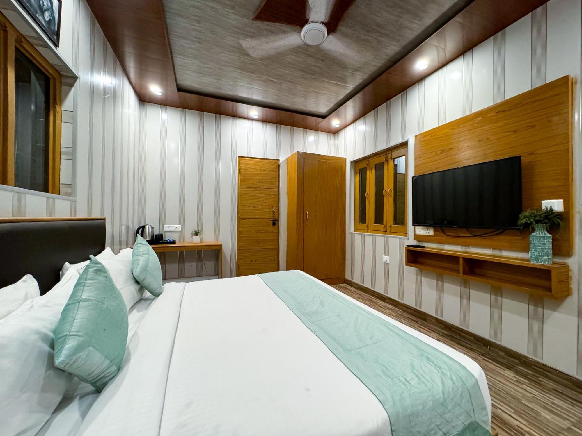 The White Oak Corbett Spa & Resort Ramnagar  Exterior photo